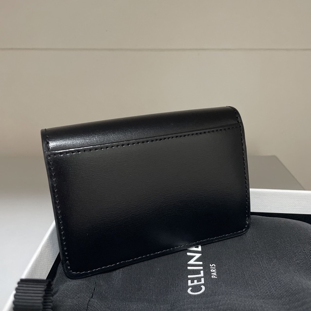 celine(セリーヌ)の[新品] CELINE セリーヌ カードホルダー トリオンフ ブラック 黒 レディースのファッション小物(パスケース/IDカードホルダー)の商品写真