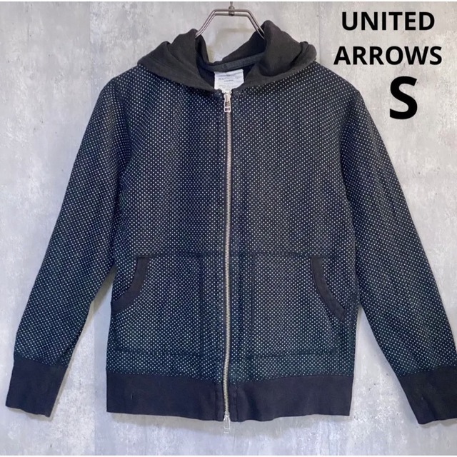 BEAUTY&YOUTH UNITED ARROWS(ビューティアンドユースユナイテッドアローズ)のユナイテッドアローズ　UNITED ARROWS パーカー　黒ドット　S レディースのトップス(パーカー)の商品写真