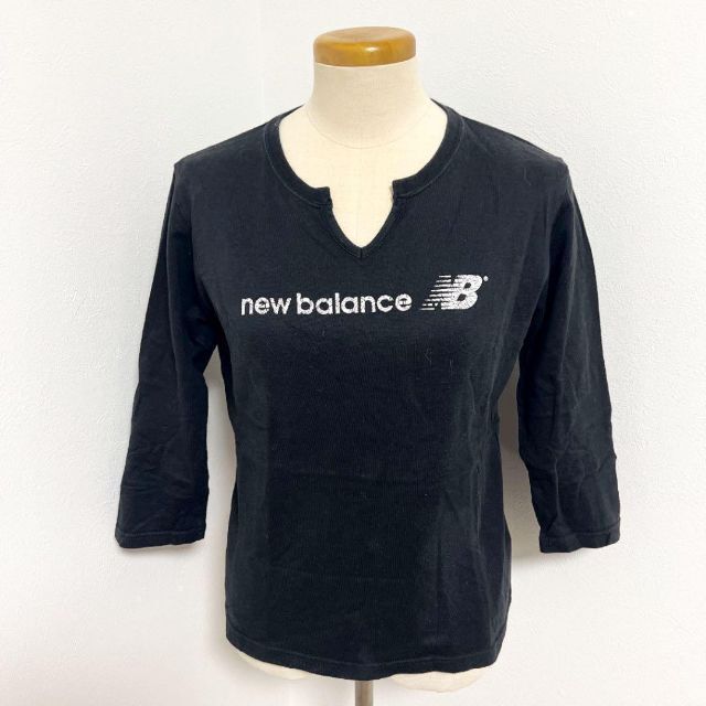 New Balance(ニューバランス)のNEW BALANCE ニューバランス　レディース　ロングTシャツ　古着　M レディースのトップス(Tシャツ(長袖/七分))の商品写真