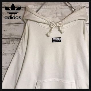 アディダス(adidas)の【人気定番】アディダス　ロゴ入りパーカー　白　袖3本ライン　ゆるだぼ　B77(パーカー)