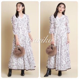 【新品】ジャスグリッティー NEWラインタッチプリントワンピース