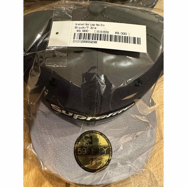 supreme Gradient Box Logo New Era BLACK supreme Gradient Box Logo New Era BLACK