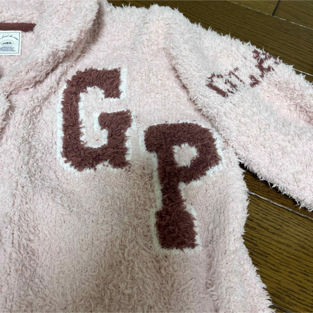 gelato pique(ジェラートピケ)のChame様専用【ギフト】ジェラートピケ  GPロゴ  パーカーとソックスセット レディースのルームウェア/パジャマ(ルームウェア)の商品写真