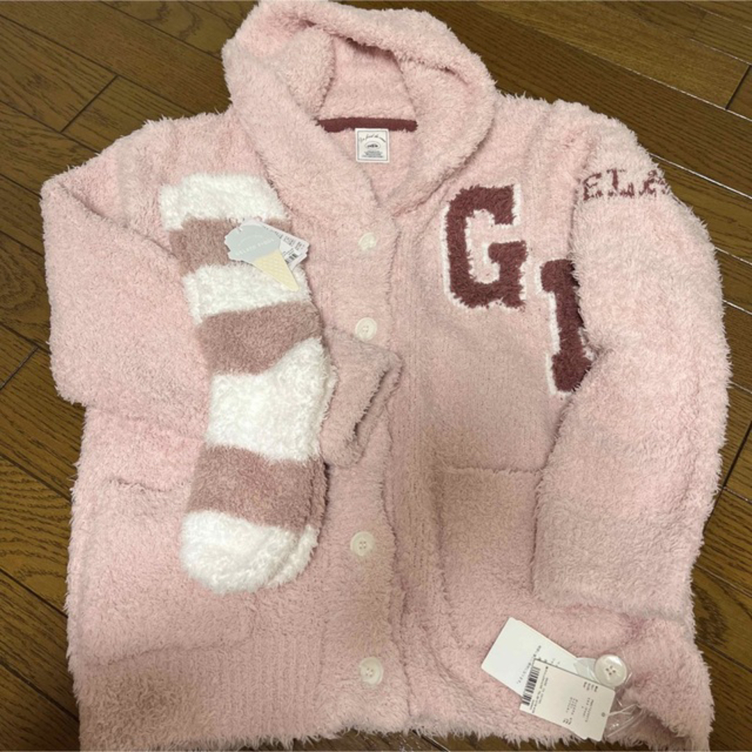 gelato pique(ジェラートピケ)のChame様専用【ギフト】ジェラートピケ  GPロゴ  パーカーとソックスセット レディースのルームウェア/パジャマ(ルームウェア)の商品写真