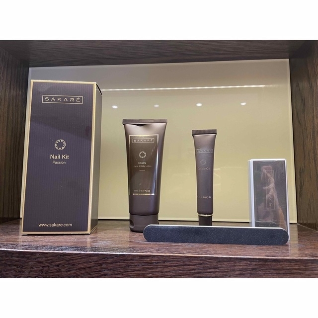 SAKARE 艶々自爪 ネイルケアセット 新品未開封品