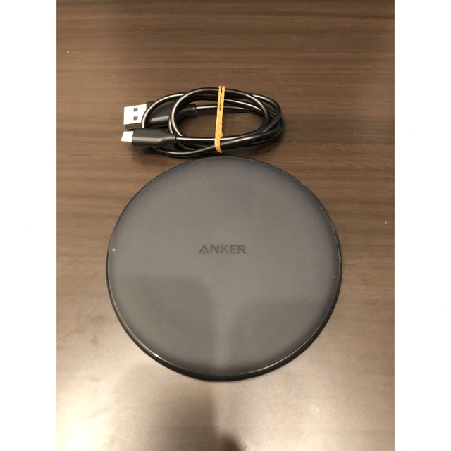 Anker(アンカー)のAnker PowerWave 10 Pad (改善版) スマホ/家電/カメラのスマートフォン/携帯電話(バッテリー/充電器)の商品写真