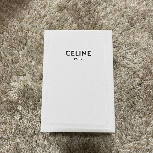 CELINE - セリーヌ 箱の通販 by 、|セリーヌならラクマ CELINE - セリーヌ 箱の通販 by 、|セリーヌならラクマ