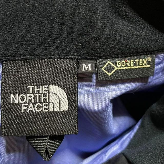 THE NORTH FACE(ザノースフェイス)の【極美品　定番カラー】ノースフェイス☆ワンポイントロゴ入りマウンテンパーカー メンズのジャケット/アウター(マウンテンパーカー)の商品写真