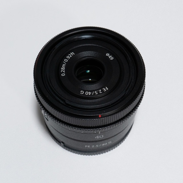 Sony FE 40mm F2.5 G Sony FE 40mm F2.5 G