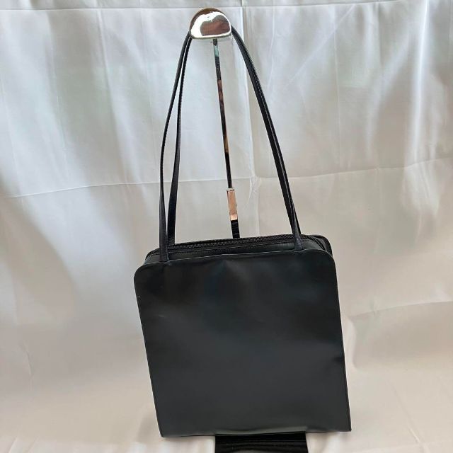 Gucci - グッチ ワンショルダー トートバッグ ハンドバッグ レザー