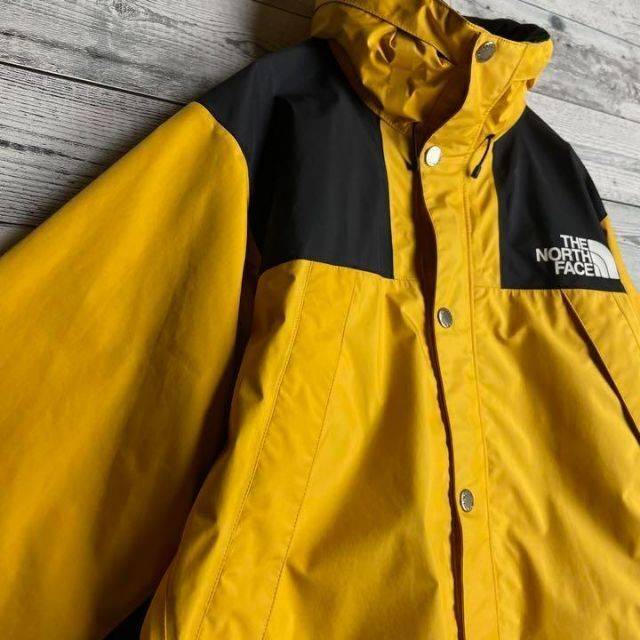 THE NORTH FACE(ザノースフェイス)の【極美品　定番カラー】ノースフェイス☆ワンポイントロゴ入りマウンテンパーカー メンズのジャケット/アウター(マウンテンパーカー)の商品写真