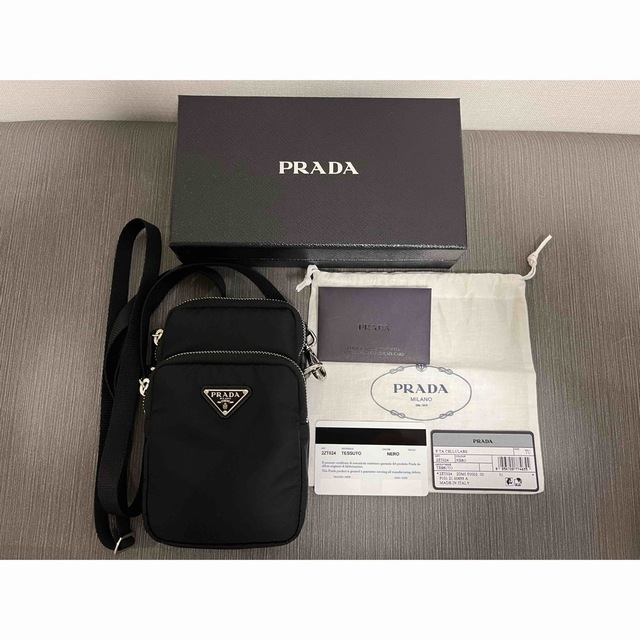 PRADA(プラダ)のPRADA  スマホショルダー レディースのバッグ(ショルダーバッグ)の商品写真