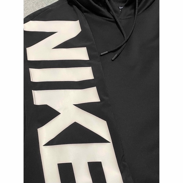 NIKE(ナイキ)の【完売品】NIKEフード ノースリーブ タンクトップ 極美品 メンズのトップス(タンクトップ)の商品写真