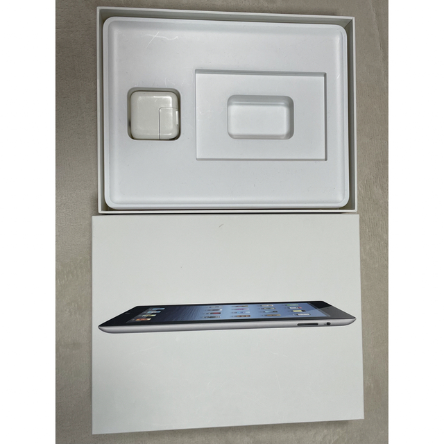 iPad(アイパッド)のiPad3 大容量32GBモデル　WiFi  アイパッド　3世代 スマホ/家電/カメラのPC/タブレット(タブレット)の商品写真