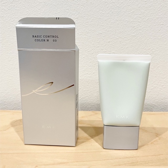 RMK(アールエムケー)のRMK コントロールカラーN 03 グリーン コスメ/美容のベースメイク/化粧品(化粧下地)の商品写真