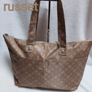 ラシット(Russet)の美品☆ラシット russetナイロントートバッグ ゴールドブラウン A4p収納可(トートバッグ)