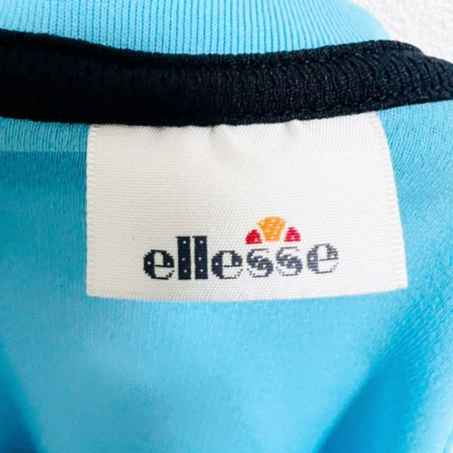 ellesse(エレッセ)のellesse エレッセ　レディース　トレーニングTシャツ　Lサイズ スポーツ/アウトドアのトレーニング/エクササイズ(トレーニング用品)の商品写真