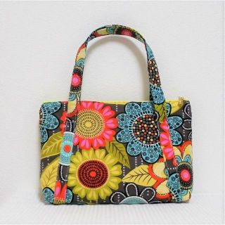 ヴェラブラッドリー(Vera Bradley)の◆ヴェラブラッドリーVera Bradley◆25㎝ファスナーポーチ(ポーチ)