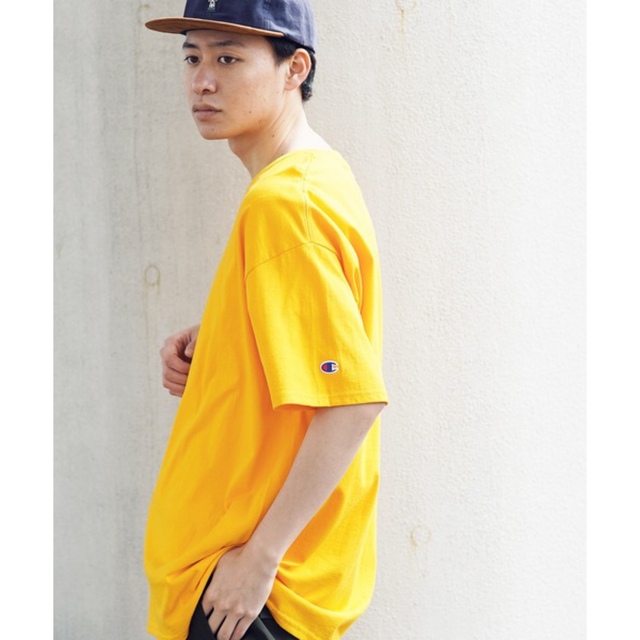 Champion(チャンピオン)の【限定価格】champion チャンピオン tシャツ ビックシルエット L メンズのトップス(Tシャツ/カットソー(半袖/袖なし))の商品写真