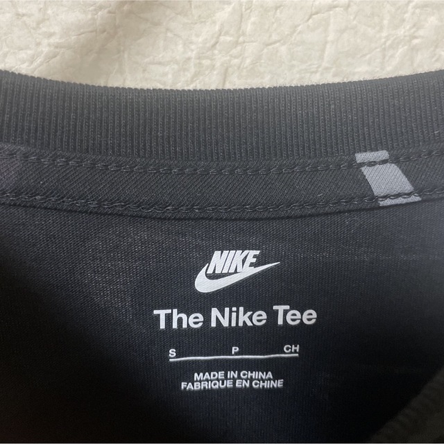 NIKE(ナイキ)のナイキ NIKE ジュニア NSW スウッシュ  ショートスリーブシャツ キッズ/ベビー/マタニティのキッズ服男の子用(90cm~)(Tシャツ/カットソー)の商品写真