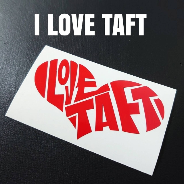 お薦め人気商品‼️【I LOVE  TAFT】カッティングステッカー 自動車/バイクの自動車(車外アクセサリ)の商品写真