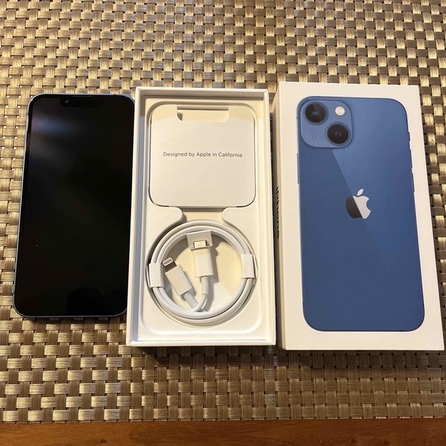 iPhone(アイフォーン)の【良品】iPhone13mini ブルー 128GB スマホ/家電/カメラのスマートフォン/携帯電話(スマートフォン本体)の商品写真