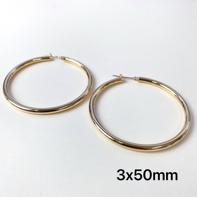フラワーB ブルーグレイ 18金フープピアス ゴールド リングピアス