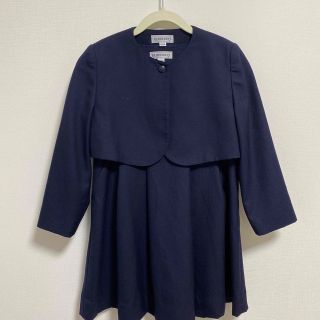 【美品】⭐︎値段交渉可⭐︎ファミリア　アンサンブル　125cm