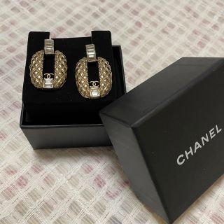 シャネル(CHANEL)の⭐️CHANEL ピアス(ピアス)