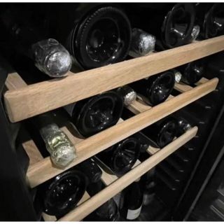 マグナム1990年代古酒】ヴーヴクリコ イエローラベル の通販 by