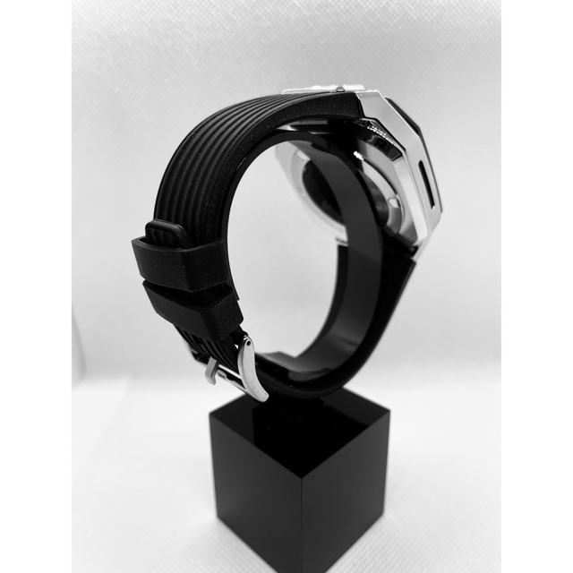 44㎜ applewatch ブラックシルバーラバーバンド ゴールデンコンセプト メンズの時計(ラバーベルト)の商品写真