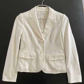 クレージュ(Courreges)のクレージュ　ジャケット　コットンストレッチ　白　入学式　Mサイズ(テーラードジャケット)