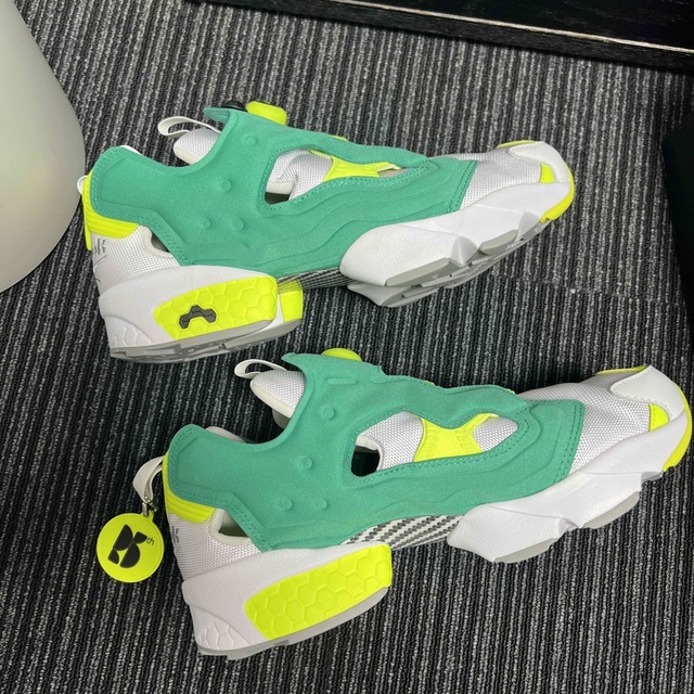 Reebok(リーボック)のReebok INSTAPUMP FURY OG MU メンズの靴/シューズ(スニーカー)の商品写真