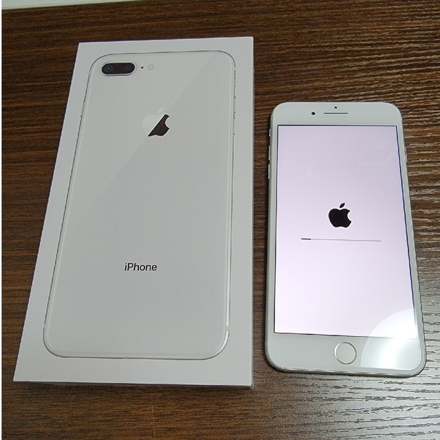 iPhone 8 plus シルバー 256GB