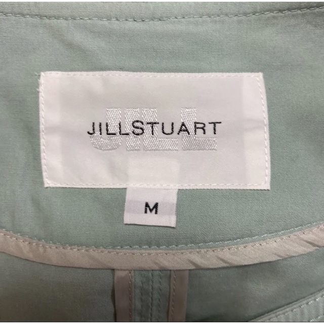JILL by JILLSTUART(ジルバイジルスチュアート)のジルバイジルスチュアート ブルゾン　ノーカラー  ジャケット レディースのジャケット/アウター(ノーカラージャケット)の商品写真