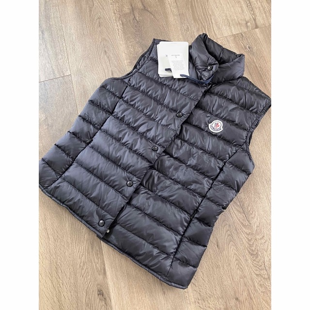 新品未使用 モンクレール MONCLER ダウンベスト liane ブランド品専門