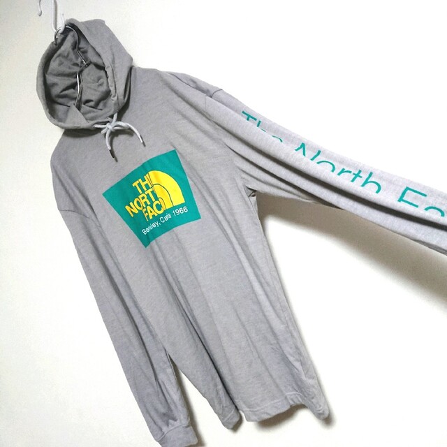 バッグと財布 NORTH FACE ノースフェイス デカロゴ パーカー
