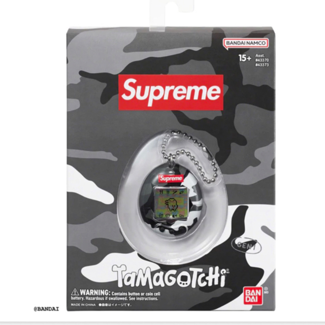 Supreme(シュプリーム)の最安値　supreme たまごっち　シュプリーム　黒　black エンタメ/ホビーのおもちゃ/ぬいぐるみ(キャラクターグッズ)の商品写真