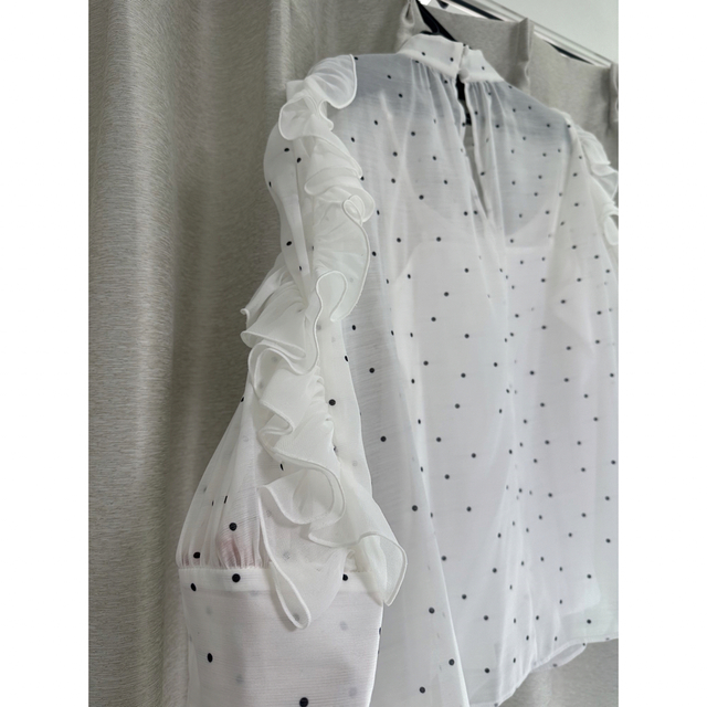 SNIDEL❤️新品未使用❤️ シアーフリルプリーツブラウスホワイト❤