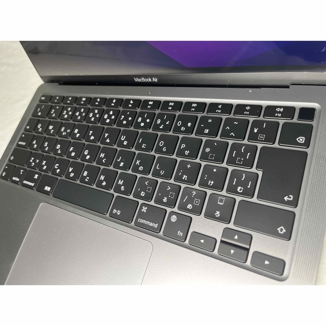 美品MacBookAir M1チップ 8G::256GB SSD 充放電22回