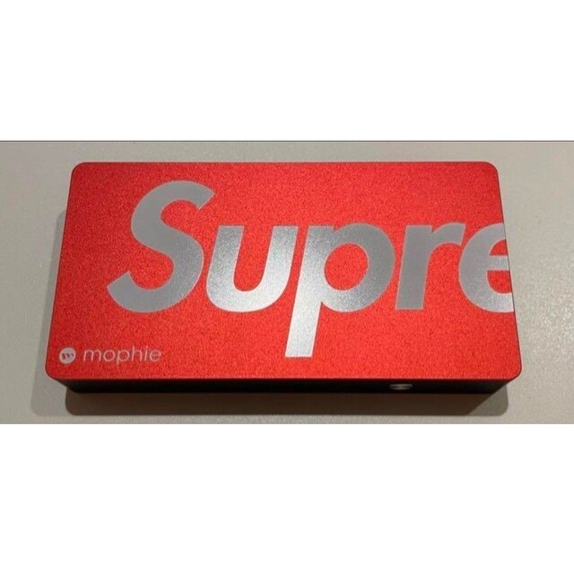 Supreme(シュプリーム)のSupreme Mophie Space Station スマホ/家電/カメラのスマホアクセサリー(iPhoneケース)の商品写真