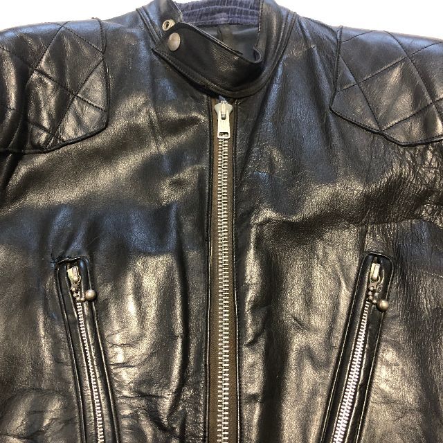 Lewis Leathers(ルイスレザー)の60年代 ルイスレザー ファントム 青羽タグ ヴィンテージ シングルライダース メンズのジャケット/アウター(ライダースジャケット)の商品写真