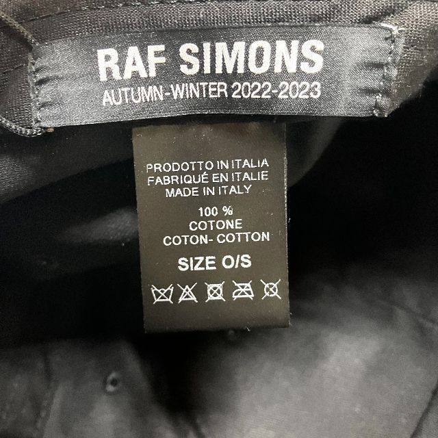 RAF SIMONS(ラフシモンズ)の新品 22aw RAF SIMONS ロゴ キャップ 4196 メンズの帽子(キャップ)の商品写真