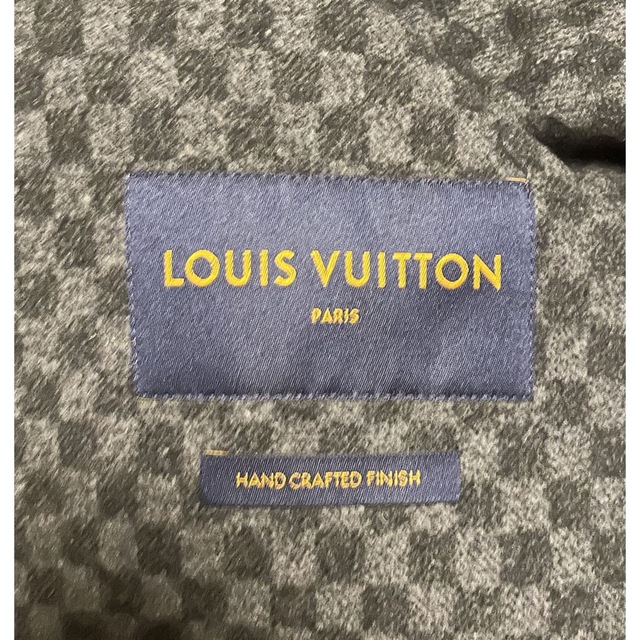 LOUIS VUITTON(ルイヴィトン)の希少サイズ 50 20AW 入手不可 ルイヴィトンダミエ×NIGOダッフルコート メンズのジャケット/アウター(ダッフルコート)の商品写真