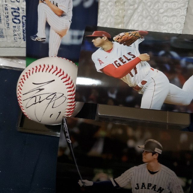 大谷翔平 直筆サインボール特製展示ケース入りセット300個限定商品