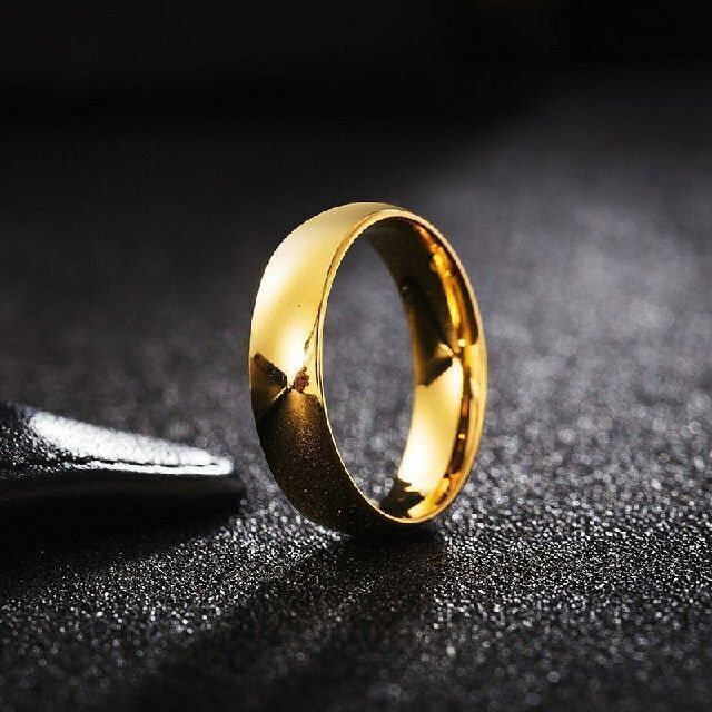 【新作】☆高品質 ステンレス ゴールド リング レディース 指輪 レディースのアクセサリー(リング(指輪))の商品写真