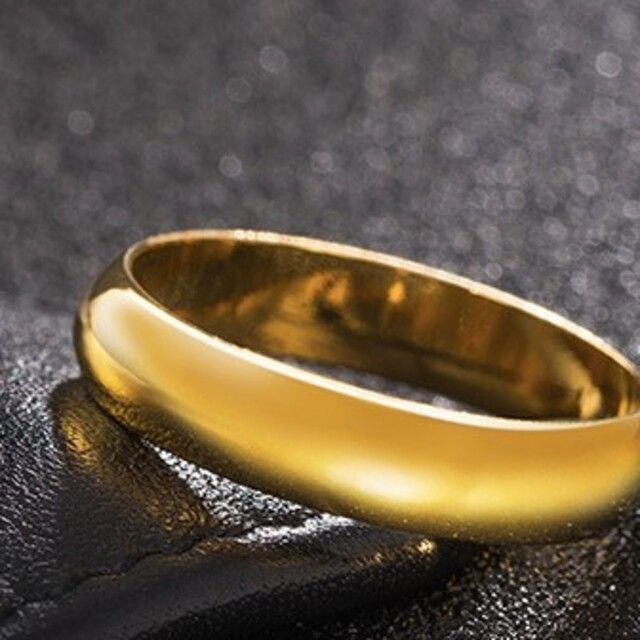 【新作】☆高品質 ステンレス ゴールド リング レディース 指輪 レディースのアクセサリー(リング(指輪))の商品写真