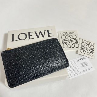 ロエベ(LOEWE)の付属品有　ロエベ　コインケース　カードケース　アナグラム　型押し　ロゴ　リピート(コインケース)