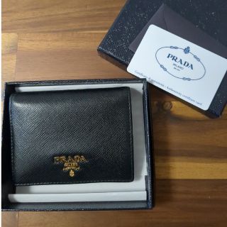 プラダ(PRADA)のPRADA　サフィアーノレザー　2つ折り財布　ブラック(財布)