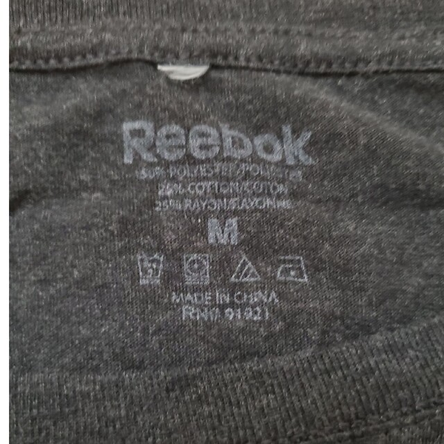 Reebok(リーボック)のリーボック　ロングTシャツ　レディースMサイズ レディースのトップス(Tシャツ(長袖/七分))の商品写真